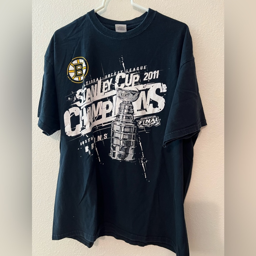 Boston Bruins Shirt Men XL Black NHL Hockey Stanley Cup Champions 2011